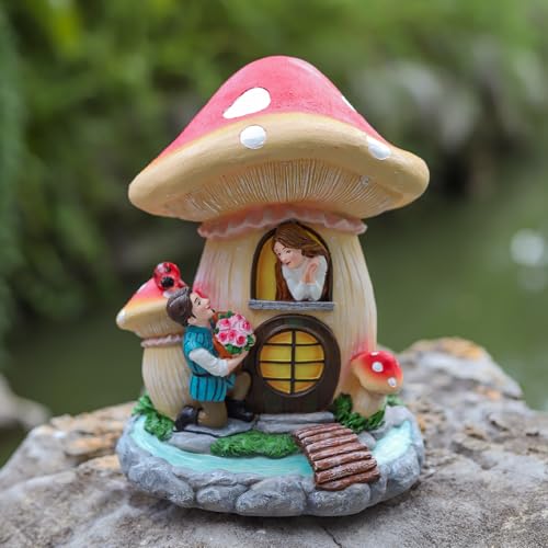 Solar Garden Outdoor Statues Princess and Prince with 4 LED Solar Figurine for Lawn