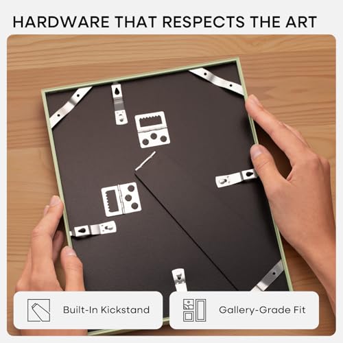 8x8 Green Picture Frame