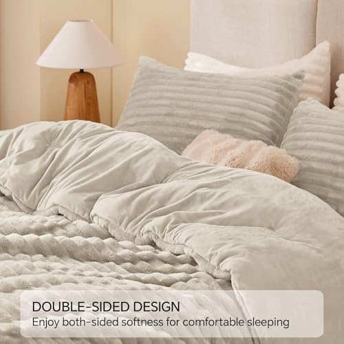 Fleece Oversized Queen Comforter Set