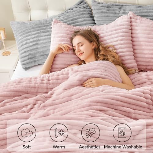Fleece Queen Comforter Set