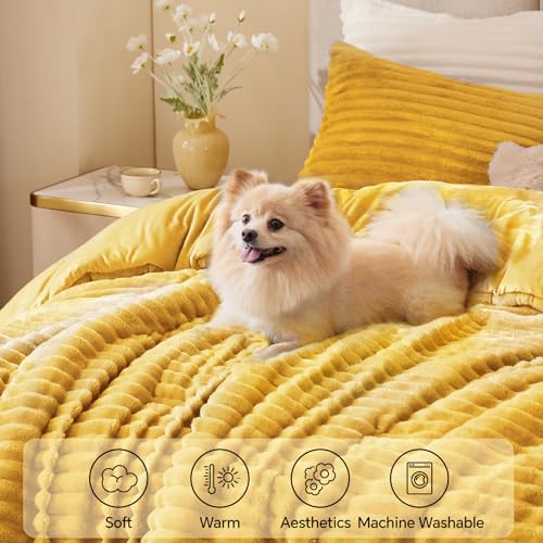 Fleece California King Comforter Set