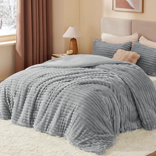 Fleece Queen Comforter Set
