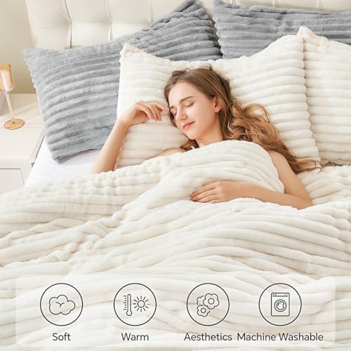 Fleece King Comforter Set