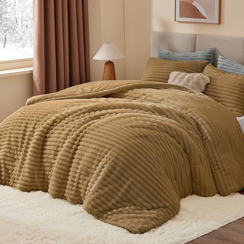 Fleece King Comforter Set