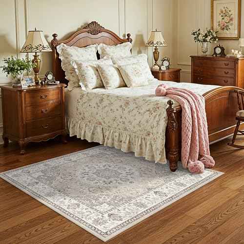 4x4 Washable Square Area Rug (16 Sq Ft)
