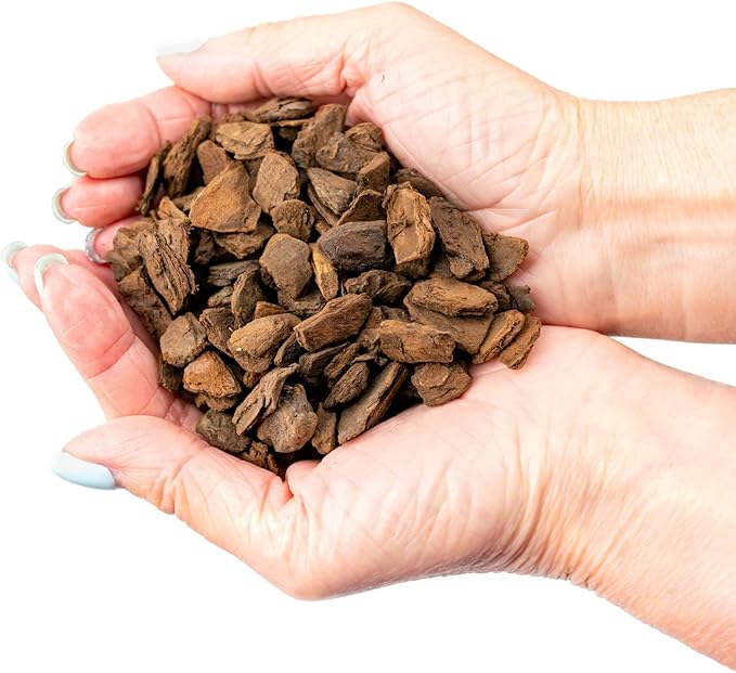 Premium Grade New Zealand Pinus Radiata Bark by Gardenera - Organic Hand Mixed New Zealand Pine Bark for Orchids - Medium Chips 9-12mm - 2 Quart