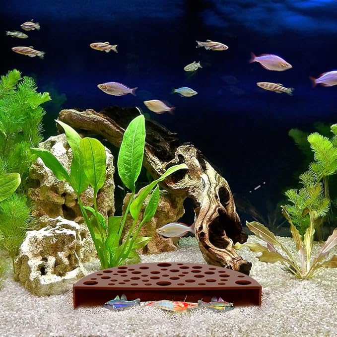 2 PCS Shrimp Hides, Plastic Shrimp Cave, Aquarium Tunnel for Shrimps Breeding Hiding, Aquarium Hideout for Shrimps Small Fish, Fish Tank Accessories, Brown