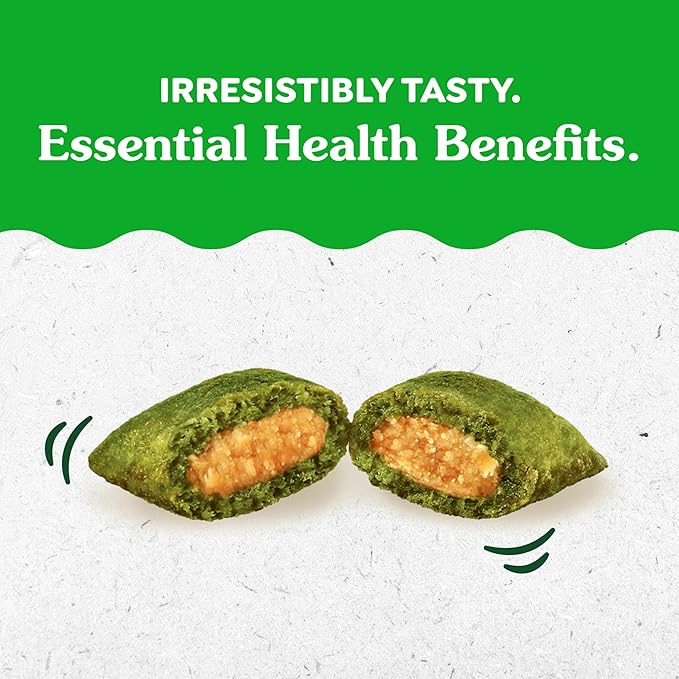 Greenies Feline Smartbites Skin & Fur Crunchy and Soft Cat Treats, Chicken Flavor, 4.6 oz. Pack