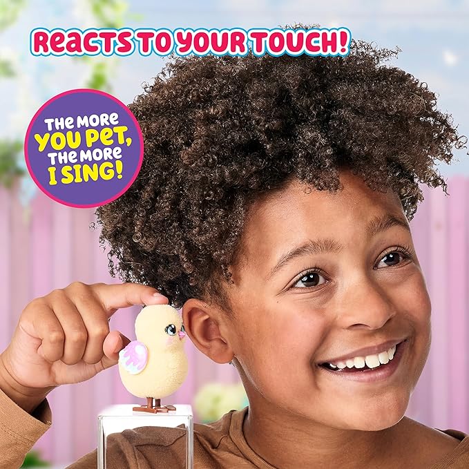 Little Live Pets Toy Chicken Coop, Interactive Hutch Animal Playset with 1 Surprise Baby, 20+ Sounds– Outdoor Toys for 5+ Year Old Girls