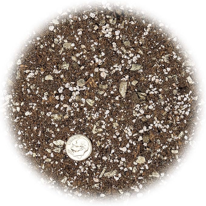 Gardenera Organic Moisture Control Potting Mix - Absorbs 33% More Water Than Basic Potting Soil - 3 Quart